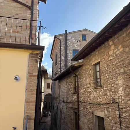 Il Giardino Di Chiara Lägenhet Assisi