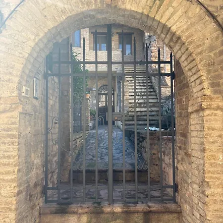 アパート Il Giardino Di Chiara