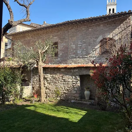 Il Giardino Di Chiara アパート アッシジ