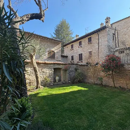 Il Giardino Di Chiara アパート アッシジ