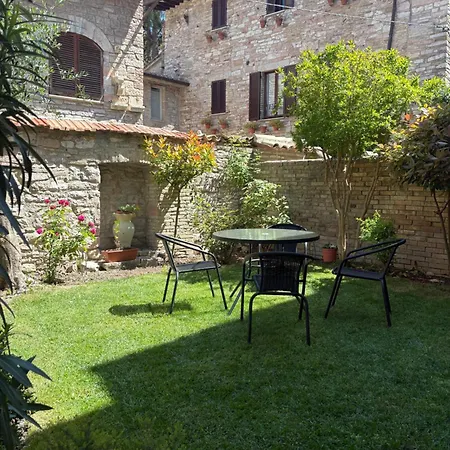 Il Giardino Di Chiara *