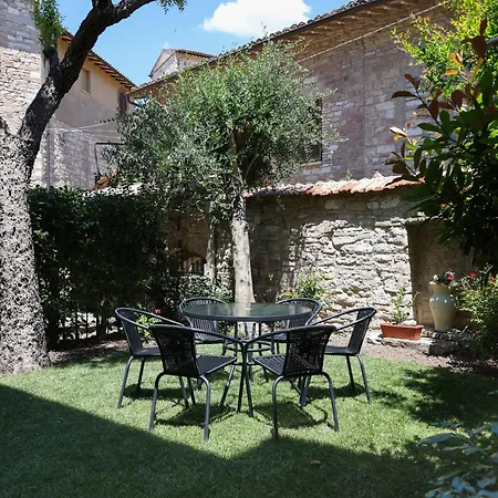 Il Giardino Di Chiara * アッシジ